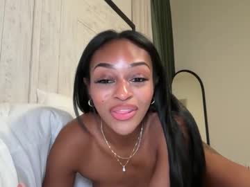 girl Scandalous Cam Girls - Unleash Your Wild Side! with _avamonroe