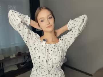 girl Scandalous Cam Girls - Unleash Your Wild Side! with alicemelison