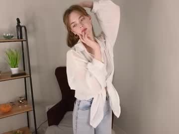 girl Scandalous Cam Girls - Unleash Your Wild Side! with kathryn_bishop
