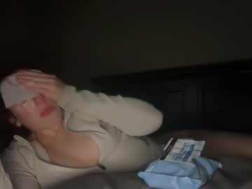 girl
        mia_camlover cam image #21286