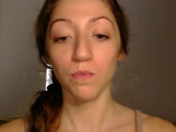 girl
        luna_azurra cam image #13635