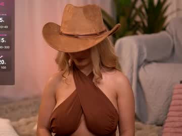 girl Scandalous Cam Girls - Unleash Your Wild Side! with whitneyandrews