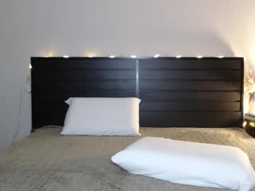 girl
        lovetoday777 cam image #19942