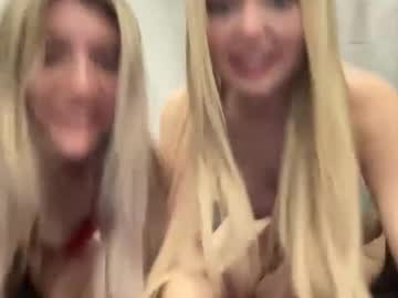 girl Scandalous Cam Girls - Unleash Your Wild Side! with onicasummer
