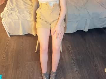 girl Scandalous Cam Girls - Unleash Your Wild Side! with ilanacruice