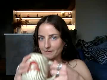 girl Scandalous Cam Girls - Unleash Your Wild Side! with goddessmiamuse