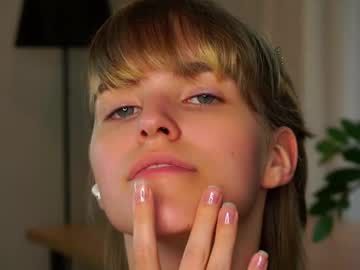 girl Scandalous Cam Girls - Unleash Your Wild Side! with shelleyharn