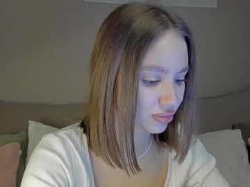 girl Scandalous Cam Girls - Unleash Your Wild Side! with alisa_tiny
