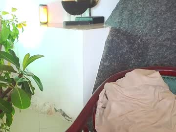 girl Scandalous Cam Girls - Unleash Your Wild Side! with _demi_dee_