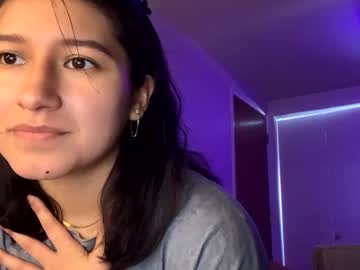 girl
        pookie_putang cam image #7824