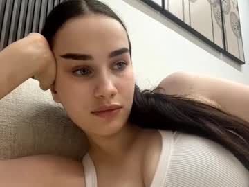 girl Scandalous Cam Girls - Unleash Your Wild Side! with plush_flame_twinkle_meow