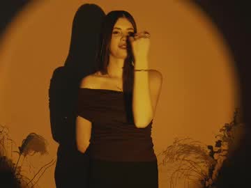 girl Scandalous Cam Girls - Unleash Your Wild Side! with tearsonarmor