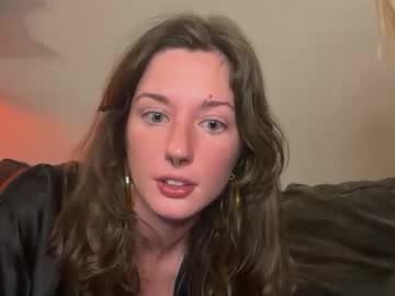 couple
        2girls1boat cam image #19547